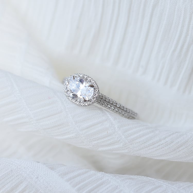 Zlatý zásnubní prsten 60940