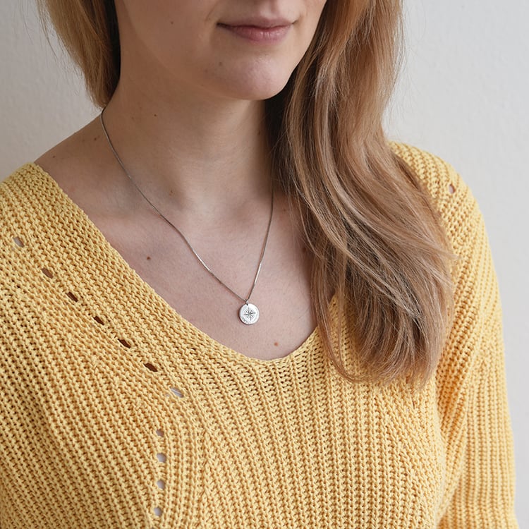 Stříbrný přívěsek s gravírem souřadnic 63546