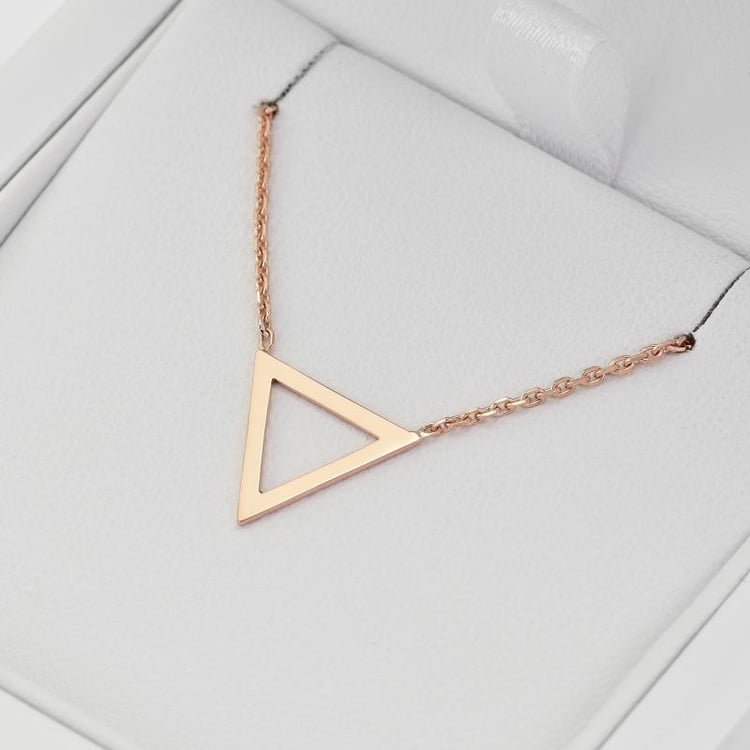 Stříbrný náhrdelník ve tvaru trojúhelníku AirTriangle 103951