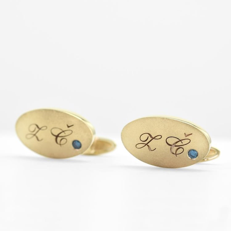 Zlaté manžetové knoflíčky s gravírem a diamanty 47029