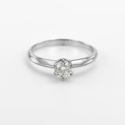 Zásnubní prsten s moissanitem Tila