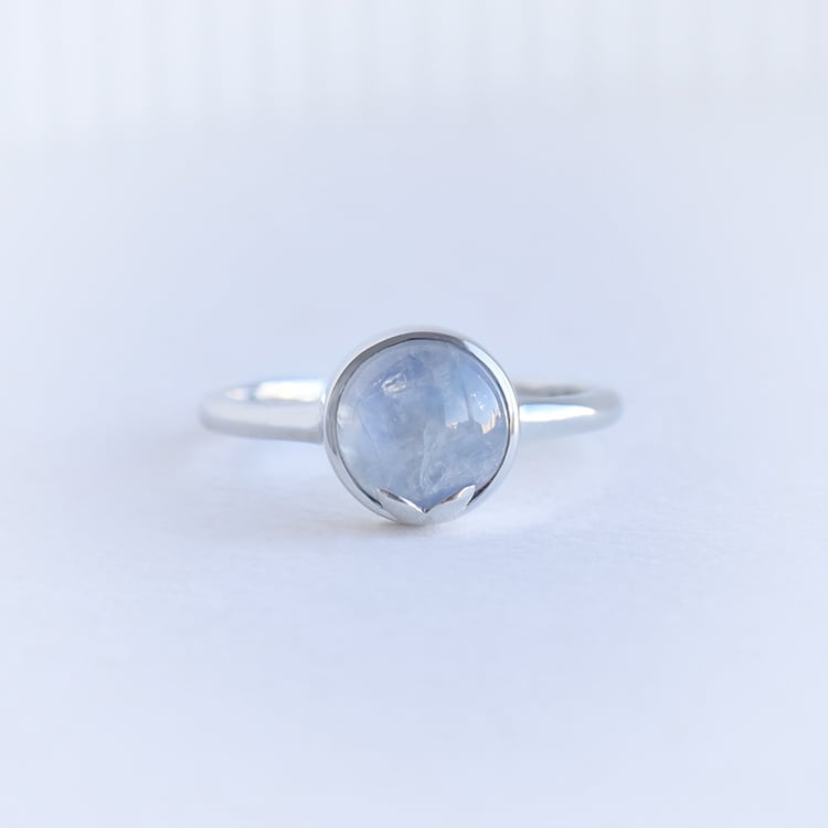 Prsten s cabochon měsíčním kamenem 96426