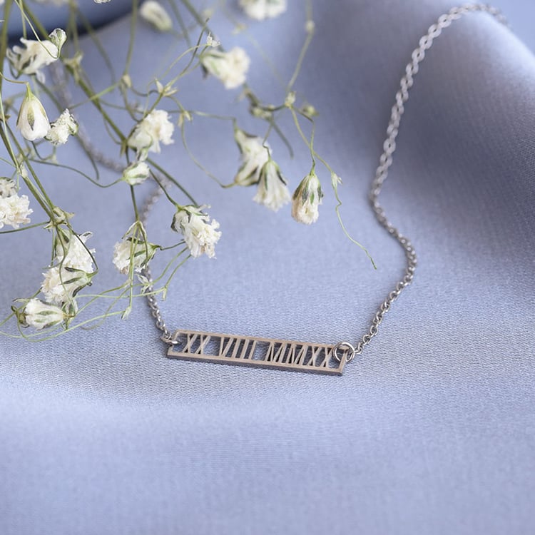 Náhrdelník s římským datem dle vašeho výběru 78379