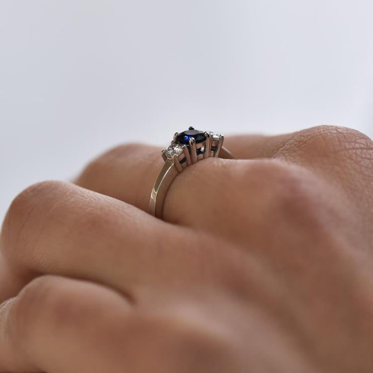 Prsten se safírem 28899