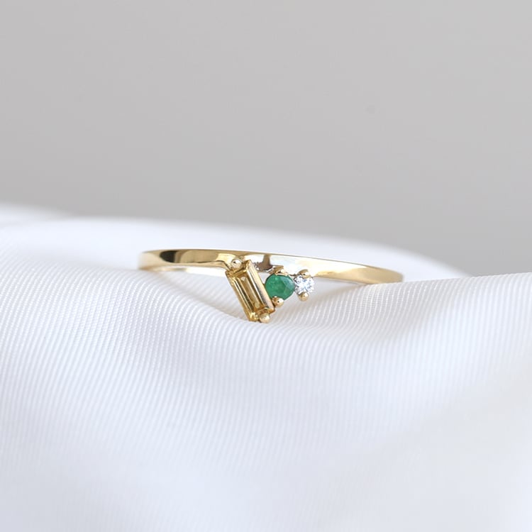 Drahokamový prsten 82021