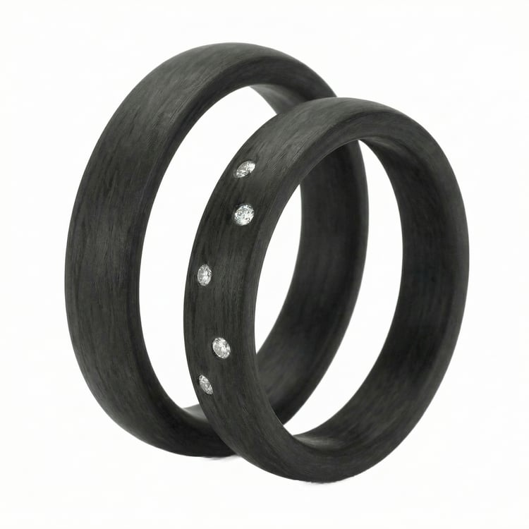 Ploché karbonové snubní prsteny s diamantem Lola