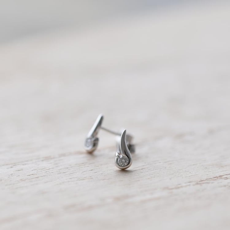 Zlaté diamantové náušnice 25353