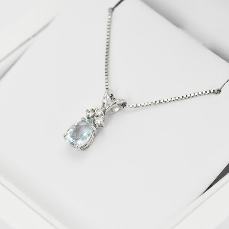 Zlatý náhrdelník 16132