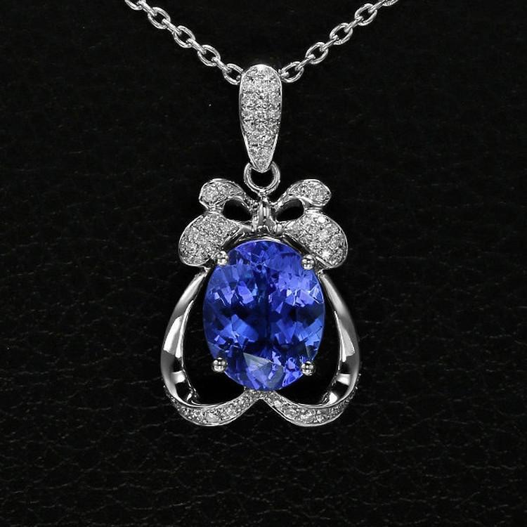 Náhrdelník z bílého zlata s tanzanitem 5228