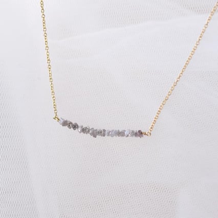 Zlatý choker s růžovými nebroušenými diamanty Wandalee