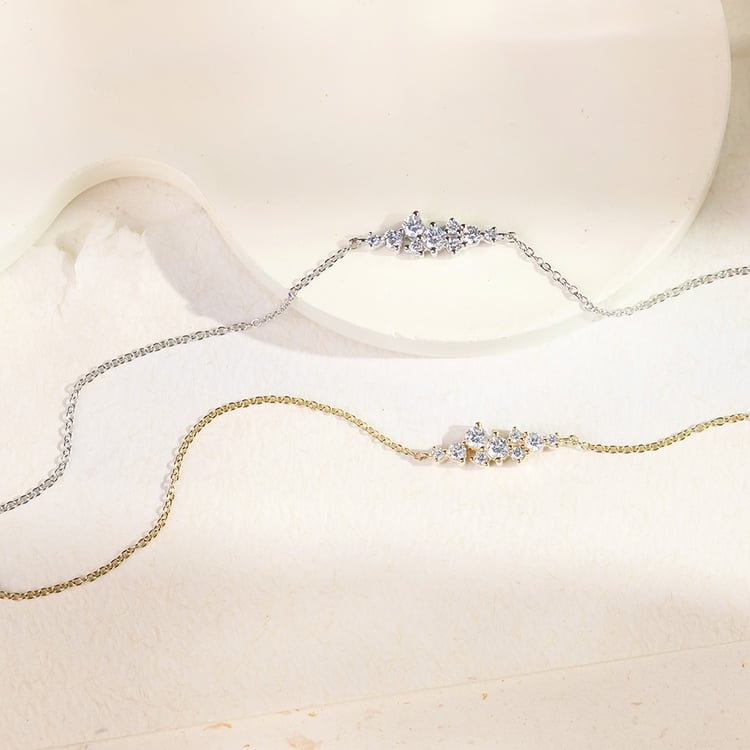 Minimalistický cluster náramek s lab-grown diamanty Kianna 161343