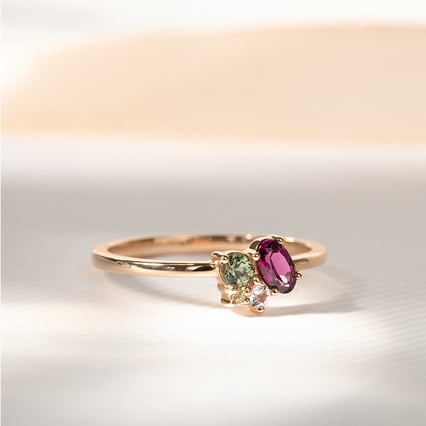 Cluster prsten s rhodolit granátem, safírem, morganitem a olivínem Bluma