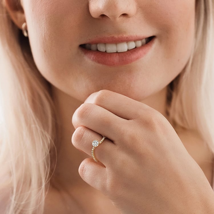 Zásnubní prsten s lab-grown diamantem 155171