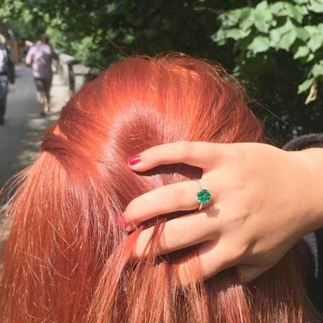 Prsten s vytvořeným smaragdem 5648