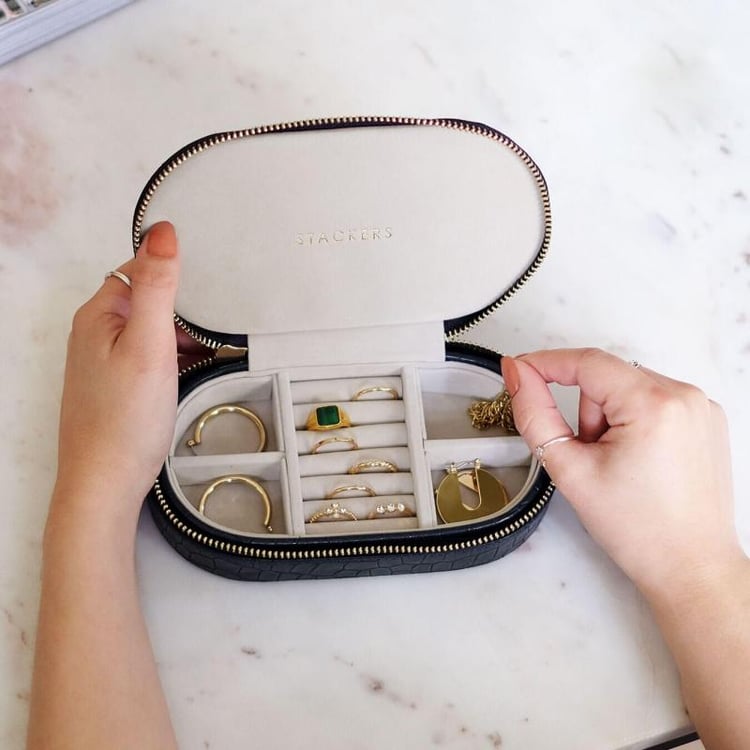 Cestovní pouzdro na šperky v tmavomodré barvě 47236