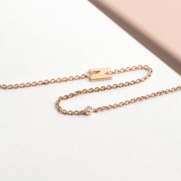 Náhrdelník s písmenkem podle vaší volby a lab-grown diamantem Lupe 145509