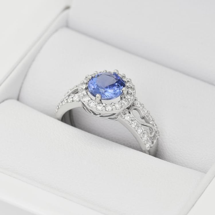 Zásnubní prsten s tanaznitem 23105