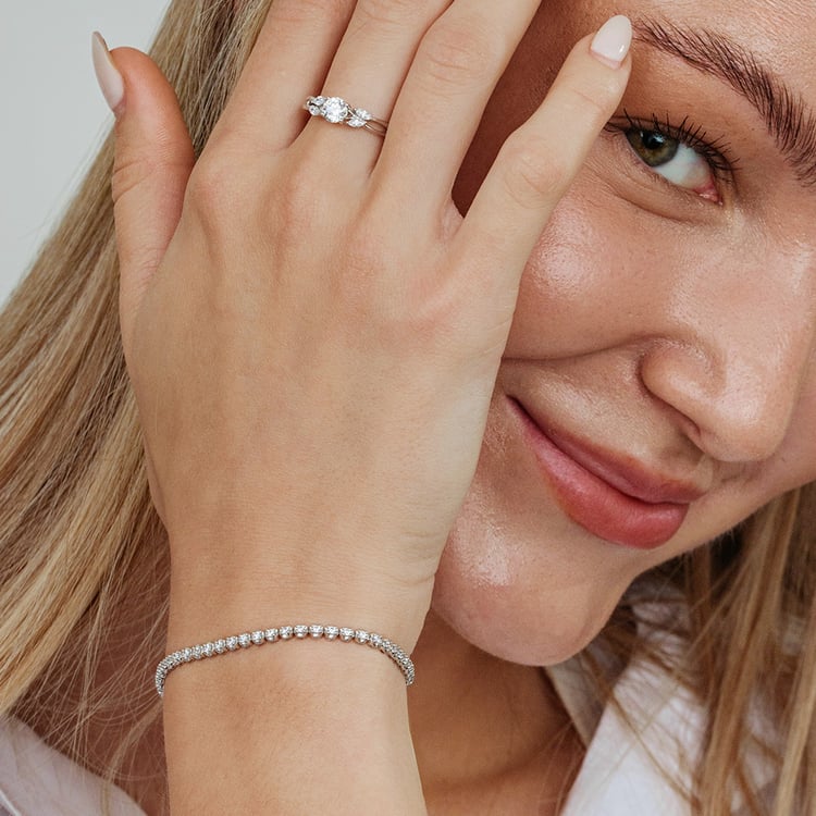 Zlatý tenisový náramek s lab-grown diamanty Mia 162551