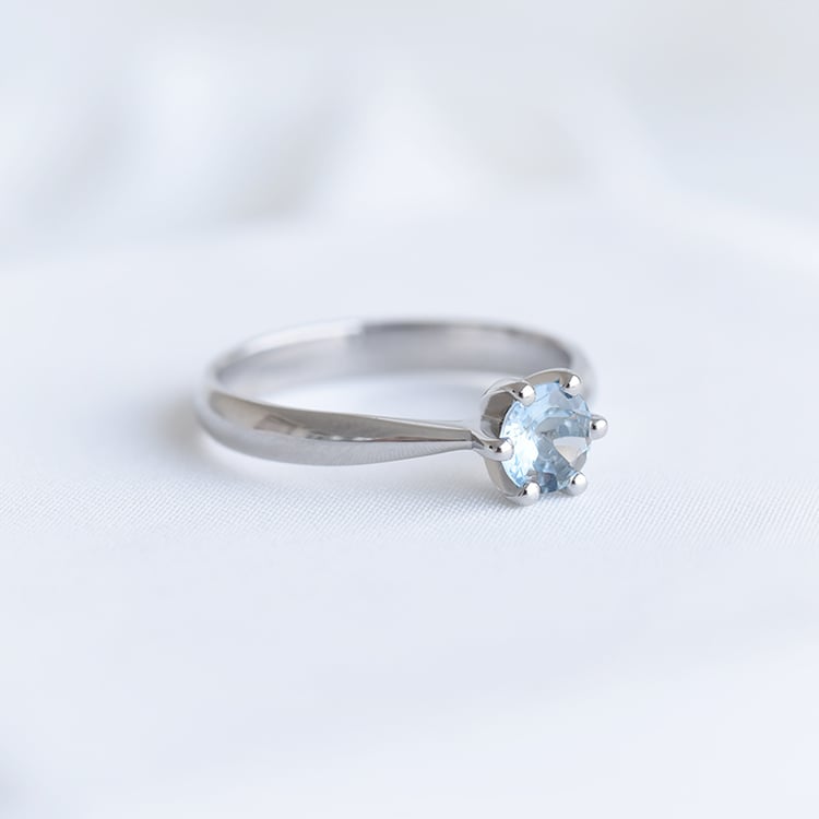 Prsten s akvamarínem 90396