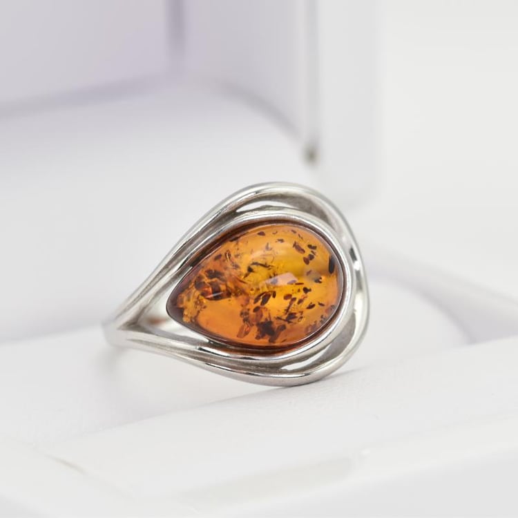 Prsten s jantarem 14293