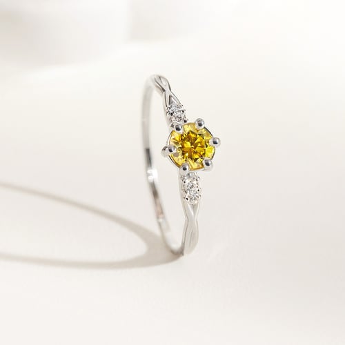 Zásnubní prsten ze zlata s 0.36ct IGI certifikovaným lab-grown diamantem Mileva