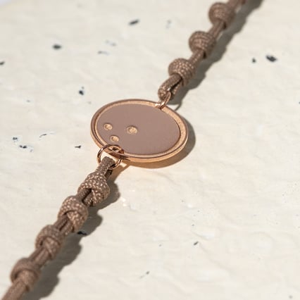 Šňůrkový náramek míč s gravírem dle vaší volby Bowling