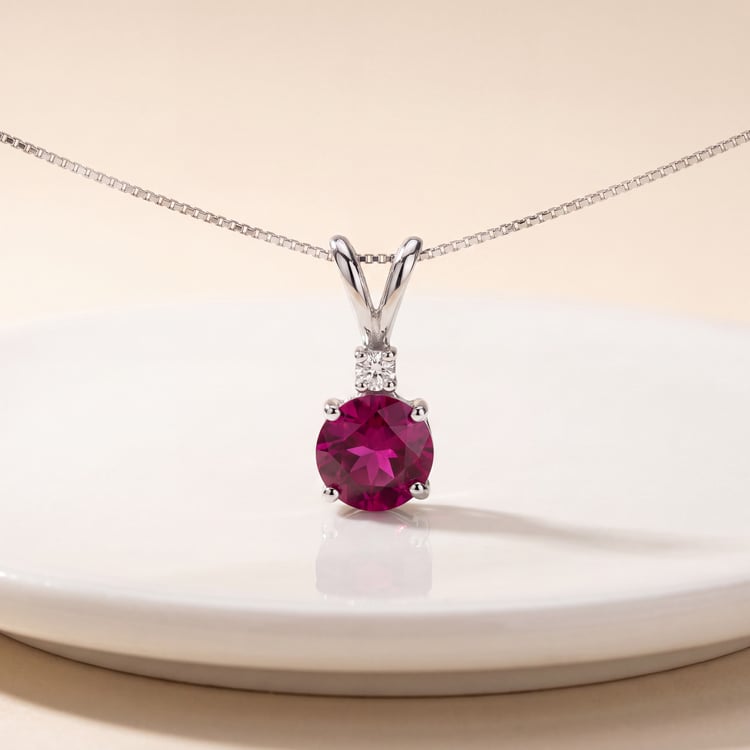 Zlatý rubínový náhrdelník s diamantem Geldis 170692