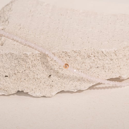 Stříbrný náhrdelník s růženinovými korálky Rosa