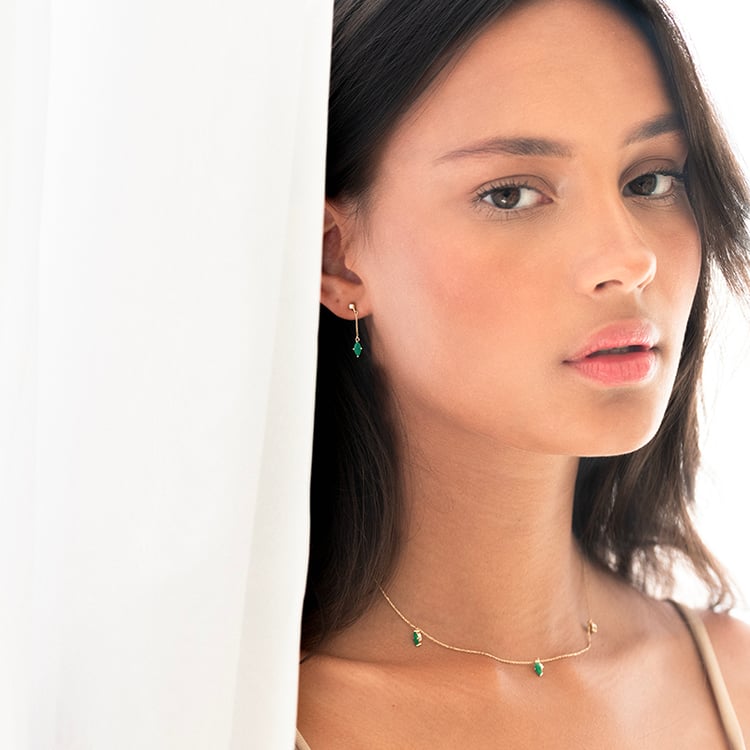 Zlaté visací náušnice s brazilskými smaragdy 143219