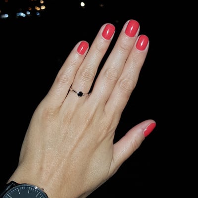 Prsten s černým diamantem