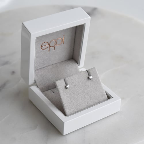 Náušnice s výběrem karátové váhy lab-grown diamantů Christi