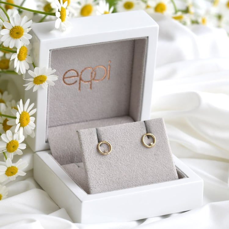 napichovací karma náušnice s diamantem 82273