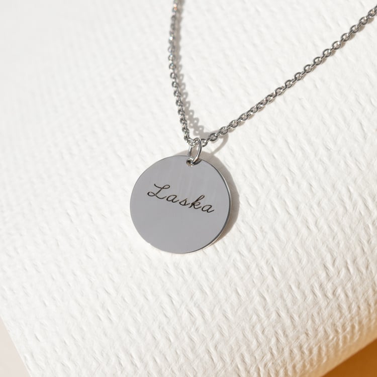 Stříbrný přívěsek s tlapkami a gravírem Darcey 123107