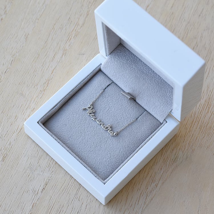 Zlatý řetízek se jménem 67511