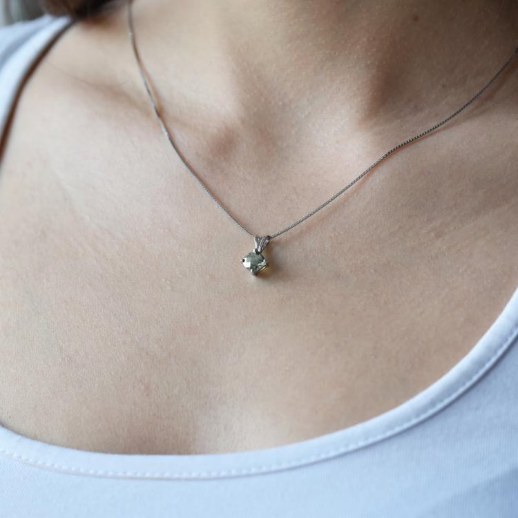 Zlatý ametystový náhrdelník 15130