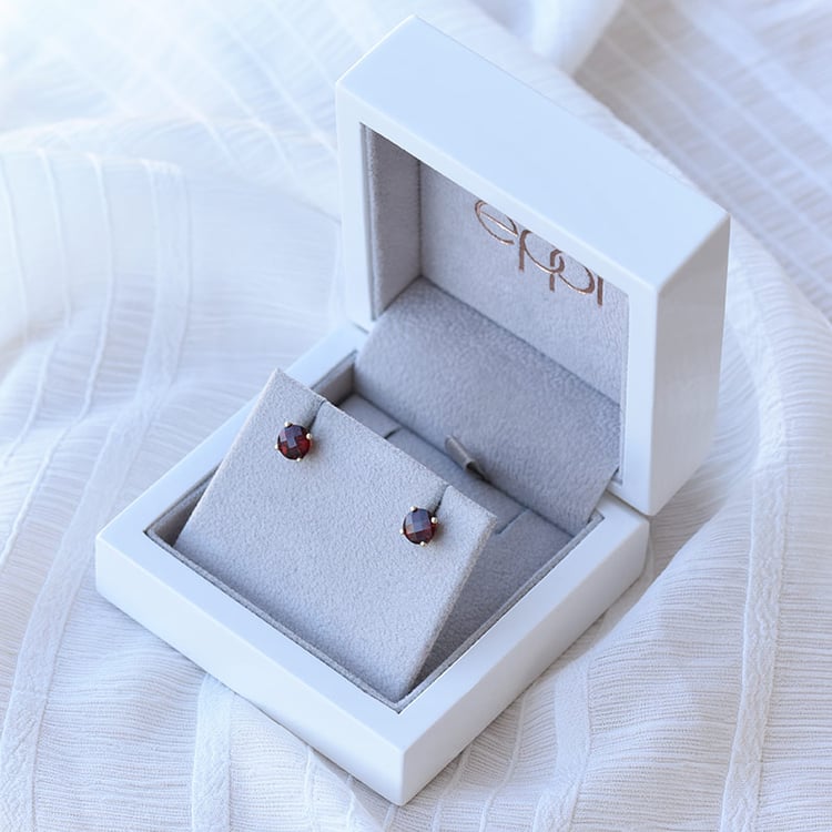 Zlaté granátové náušnice 69833