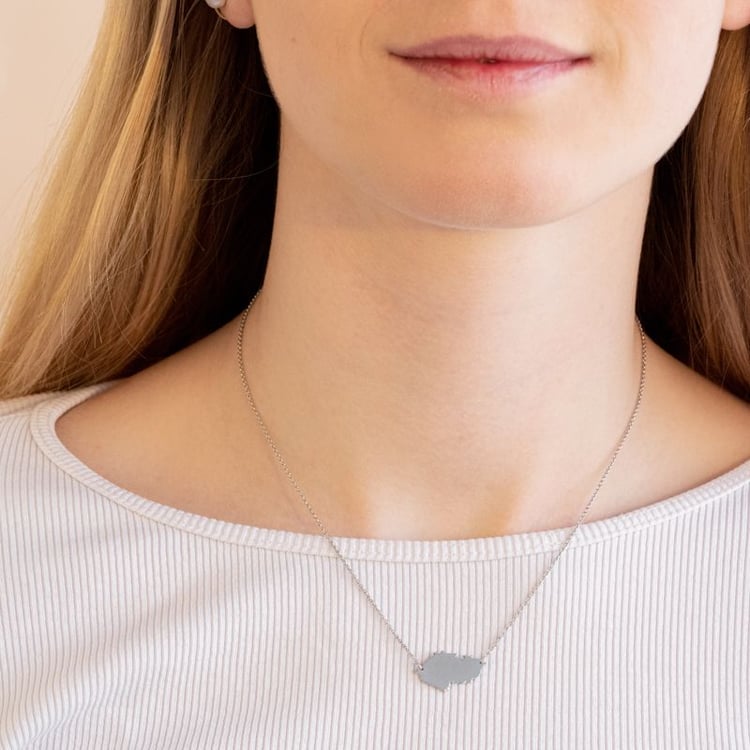 Stříbrný náhrdelník Česká republika 106493