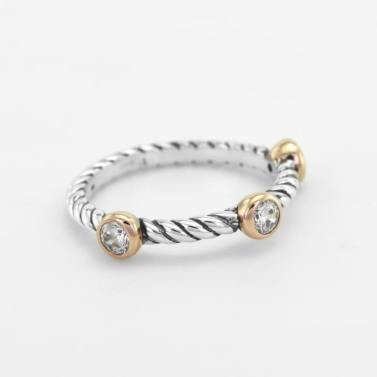 Stříbrný prsten se zirkony 51809