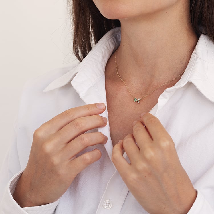 Cluster kolekce šperků se zelenými diamanty a drahokamy Halli 129332