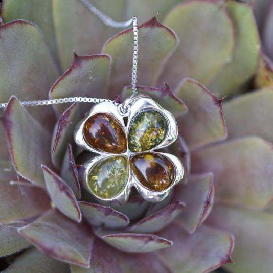 Jantarový čtyřlístek 14800