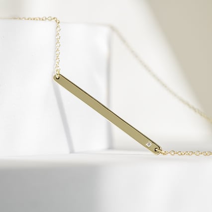 Jemný stříbrný náhrdelník s diamantem Dayna