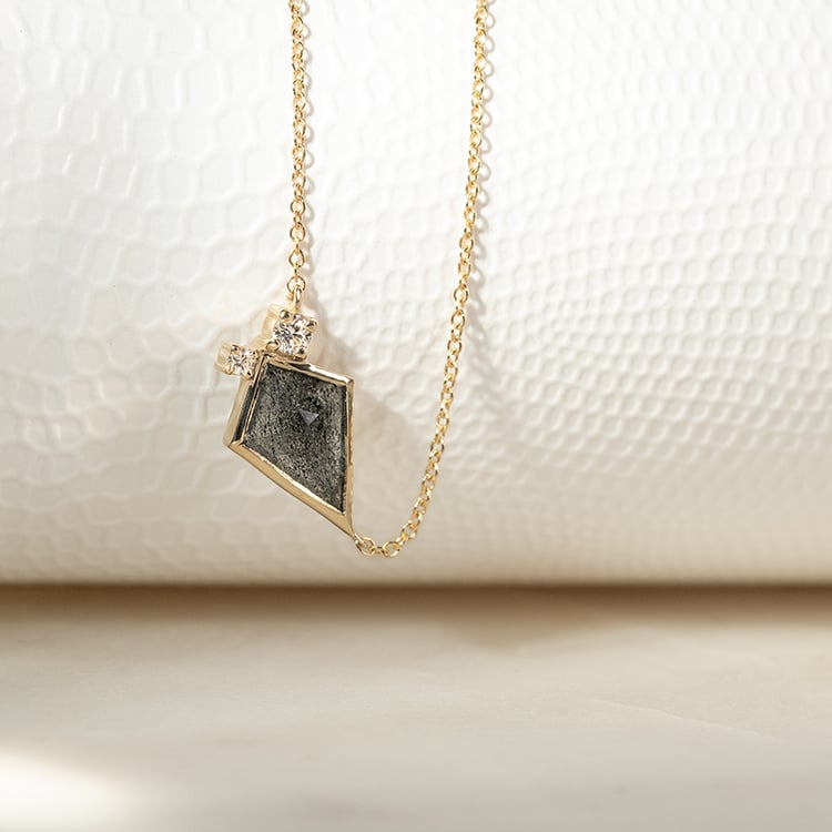 Náhrdelník s dendritickým quartzem a diamanty Milly 135415