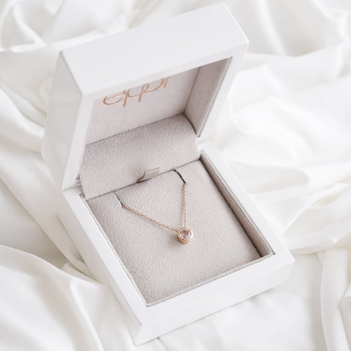 Zlatý náhrdelník s IGI certifikovaným lab-grown diamantem Erin