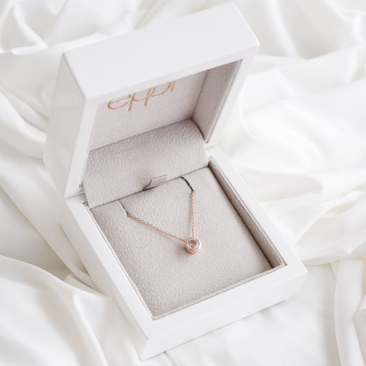 Zlatý náhrdelník s IGI certifikovaným lab-grown diamantem Erin 96923