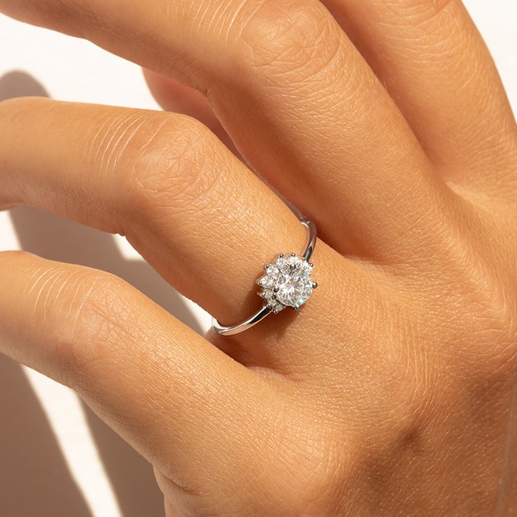 Half halo prsten s lab-grown diamanty Sonnie 139467