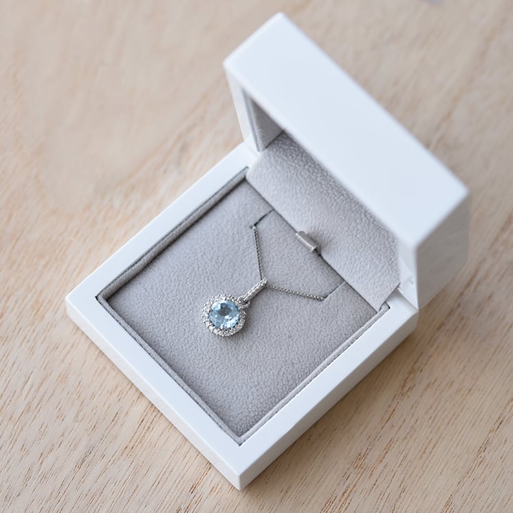 Stříbrný halo náhrdelník 60152