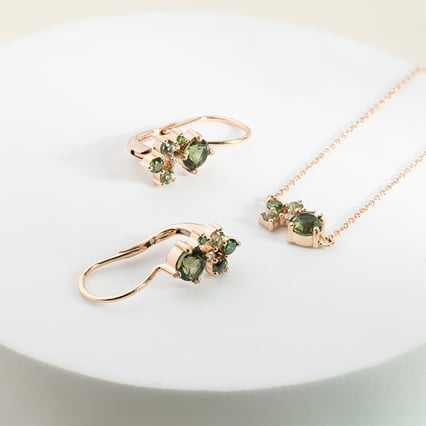 Set cluster šperků s vltavíny, safíry a diamanty Zino