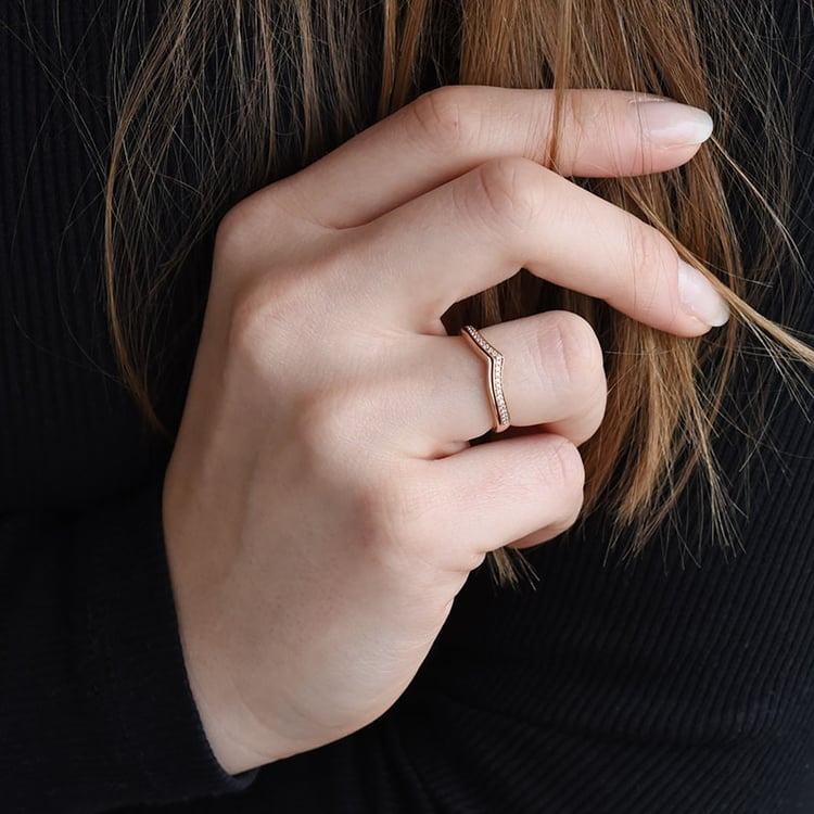 Zlatý vykrojený prsten 89995