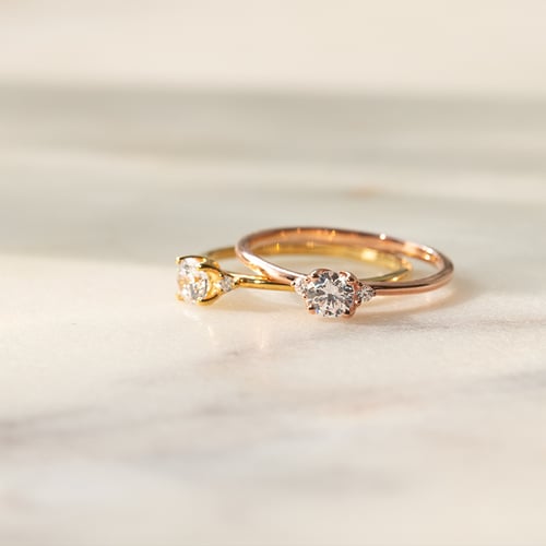 Zásnubní prsten s lab-grown diamanty Hye