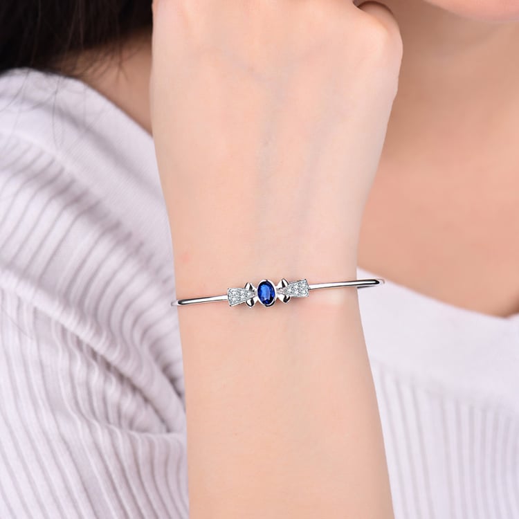 Safírový náramek 18821